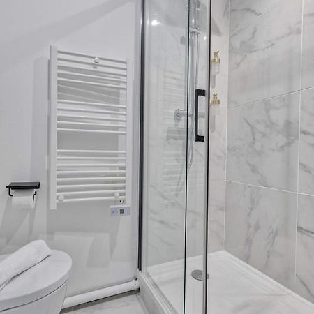 Appartement Renove Proche Arc Triomphe - 2P Paris Exterior foto
